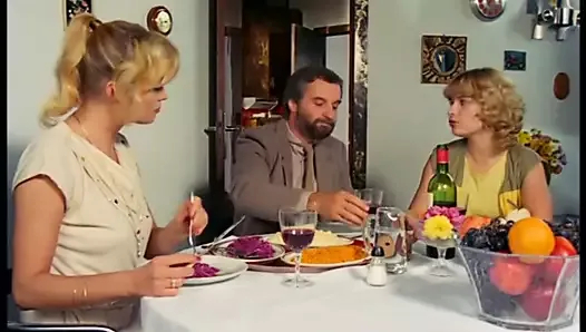 Şanslı Jinekoloğun Azgın Hastaları - Full Vintage konulu Fransız Pornosu