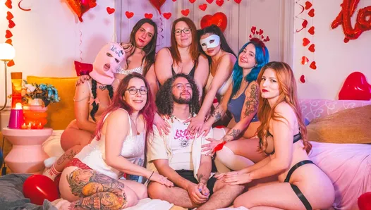 Erkek arkadaşım 7 kız arasından kimi seçeceğini bilmiyor - Ters Grup Seks Partisi Française